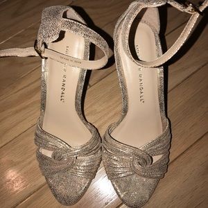 Loeffler Randall SZ 5 Gold Wedges NWOB